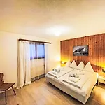 La Siala Apt-1 By Interhome פאלרה